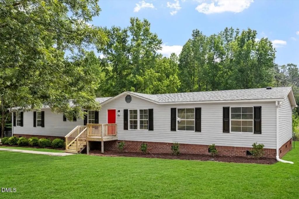 2827 Quakenbush Road, Snow Camp