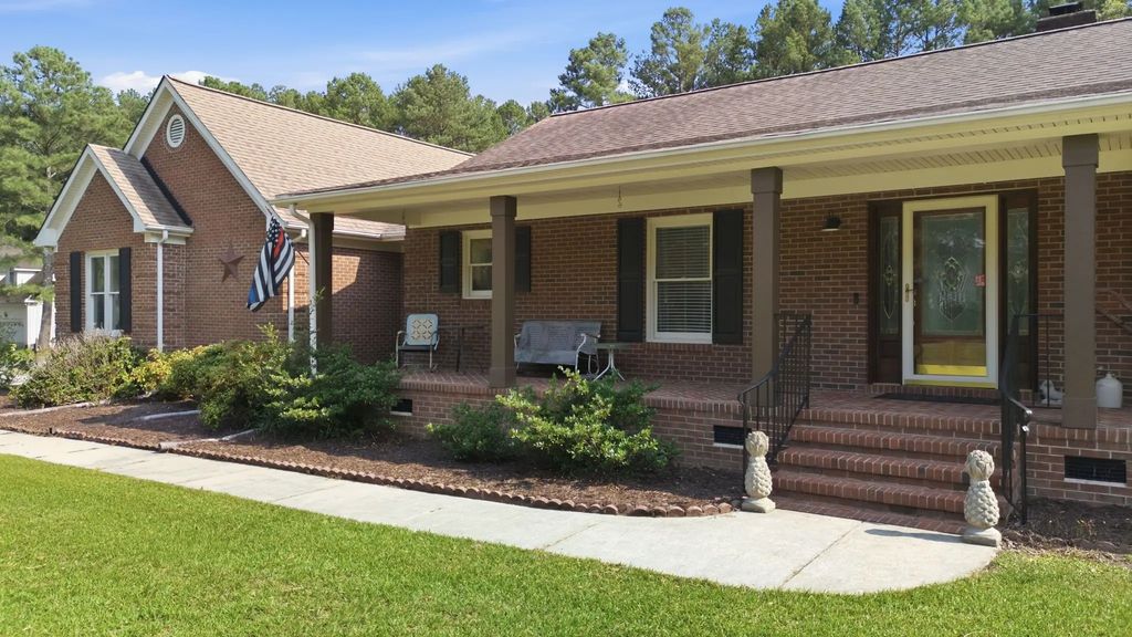 7100 Deer Brook Street, Willow Springs