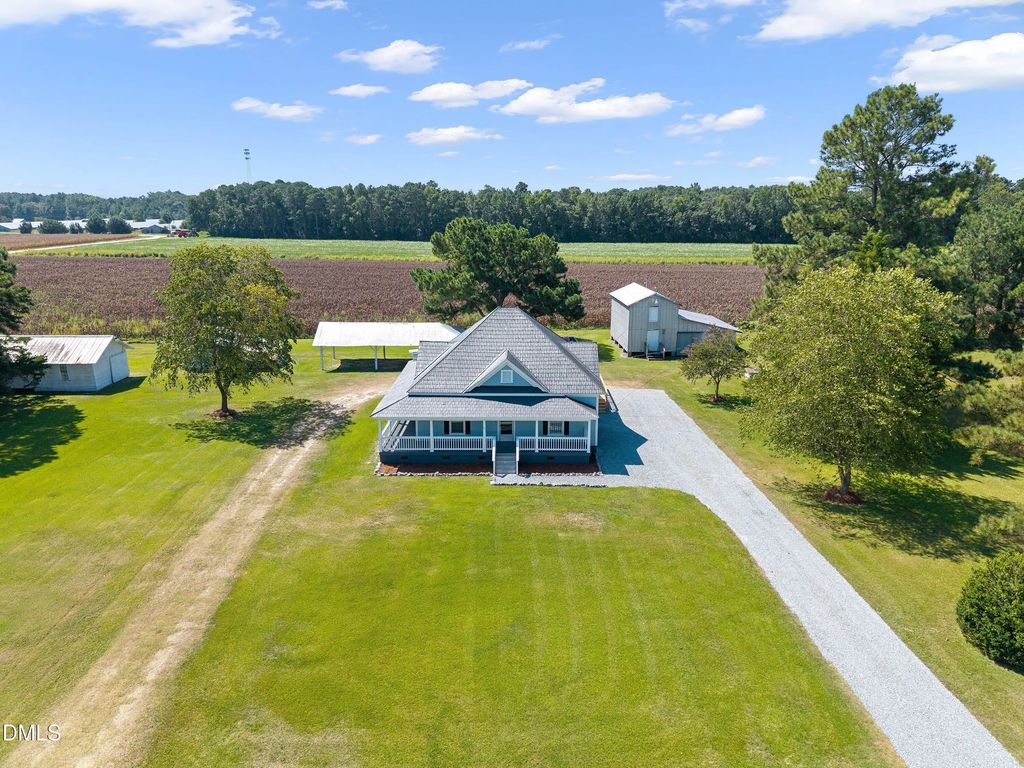 754 5 Points Road, Benson