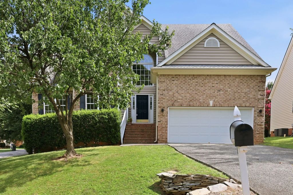 5501 Southern Cross Avenue, Raleigh