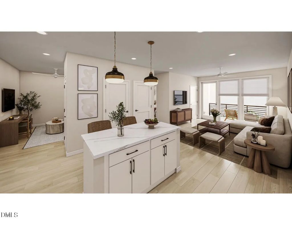 211 S Crk Crossing 709, Chapel Hill