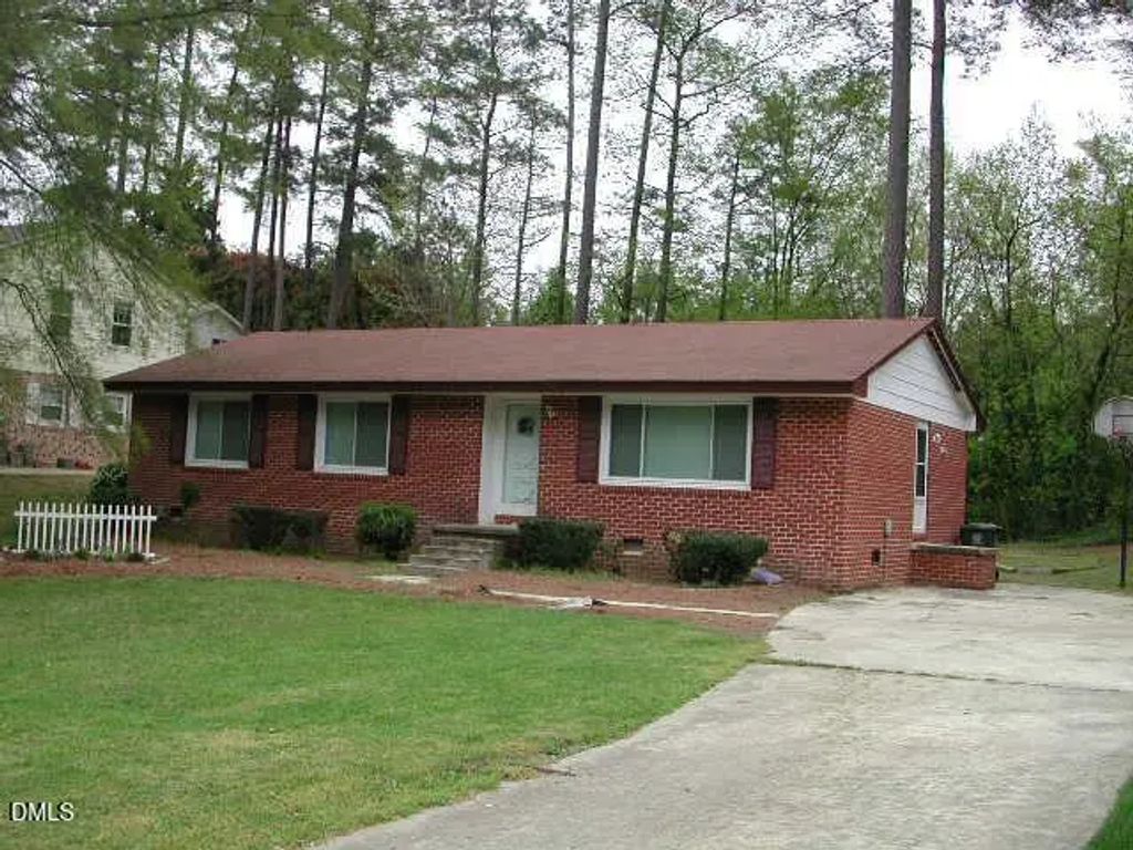 3212 Huntleigh Drive, Raleigh