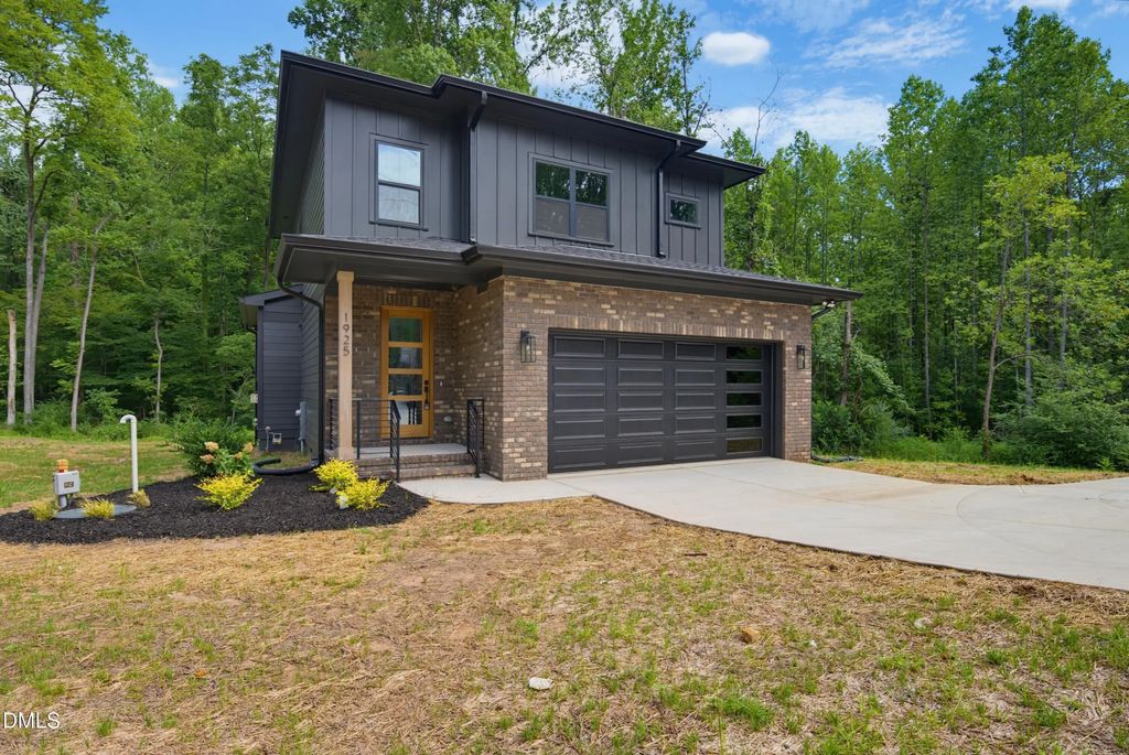 1925 E Geer Street, Durham