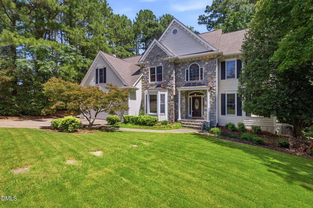 202 Montford Hall Court, Cary
