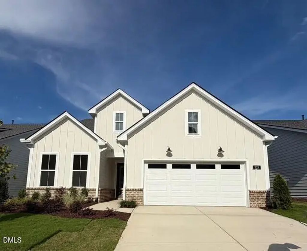 328 Mugby Road #107, Raleigh