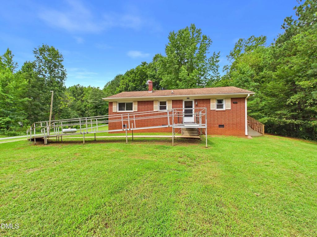 3907 Bivins Road, Hillsborough