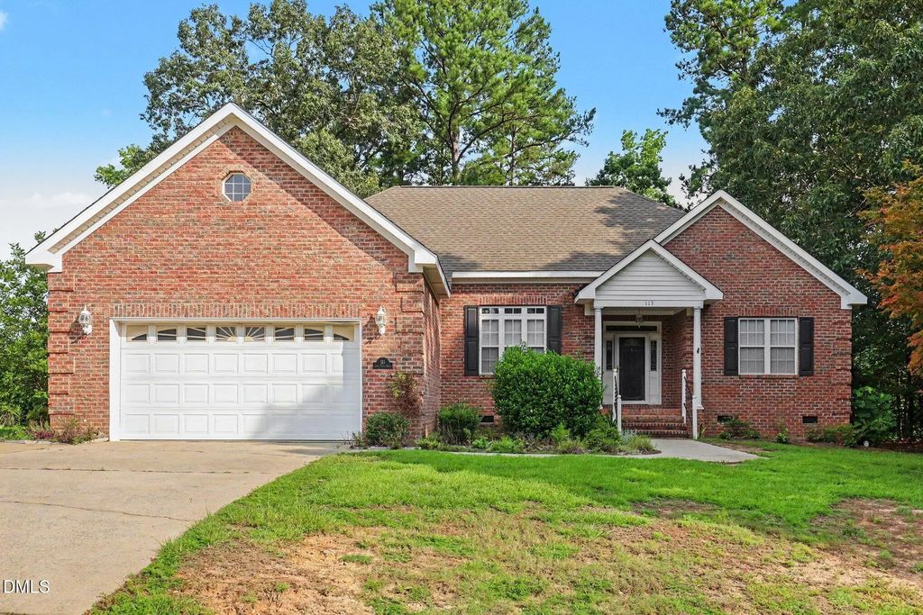 113 Lake Point Drive, Clayton