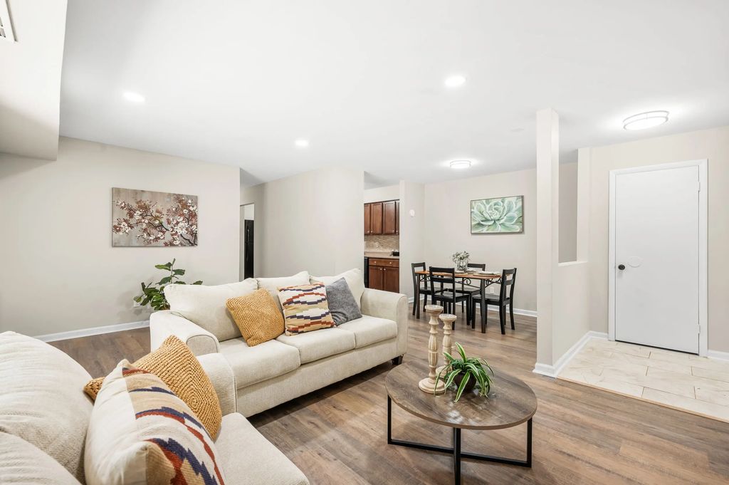 1008 Sandlin Place A, Raleigh