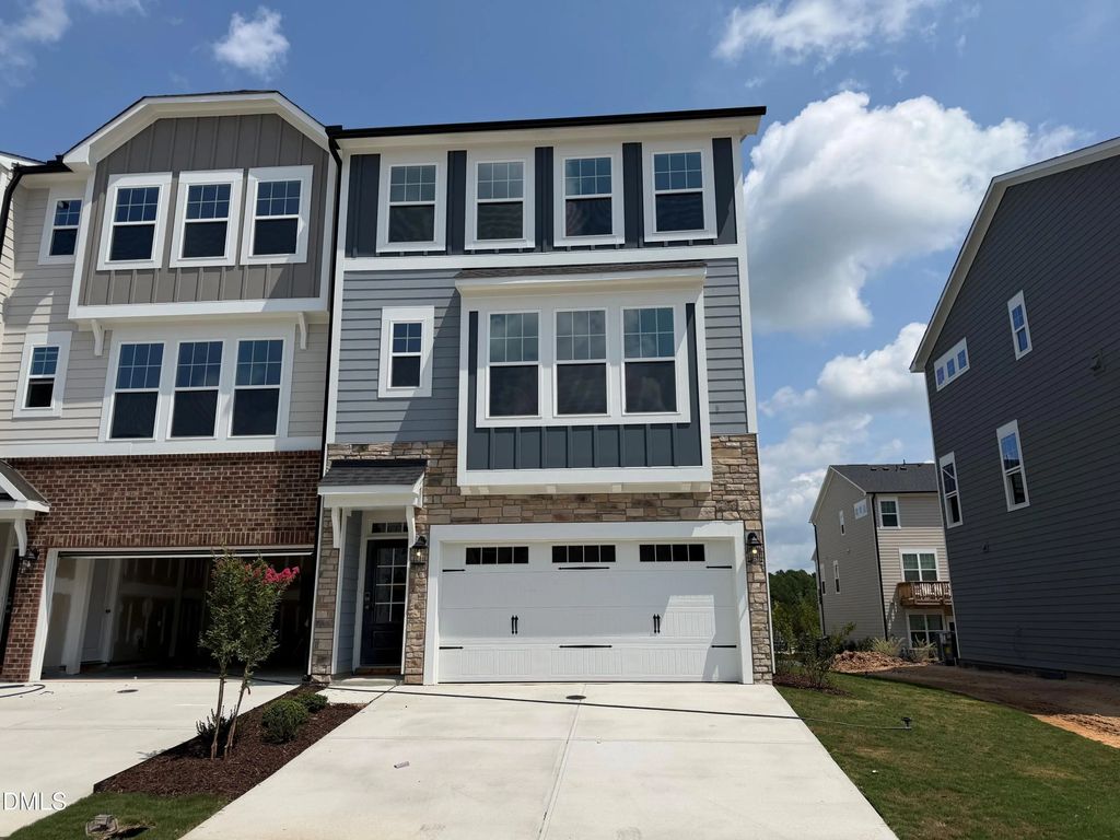 9043 Hazy Jade Way 133, Apex