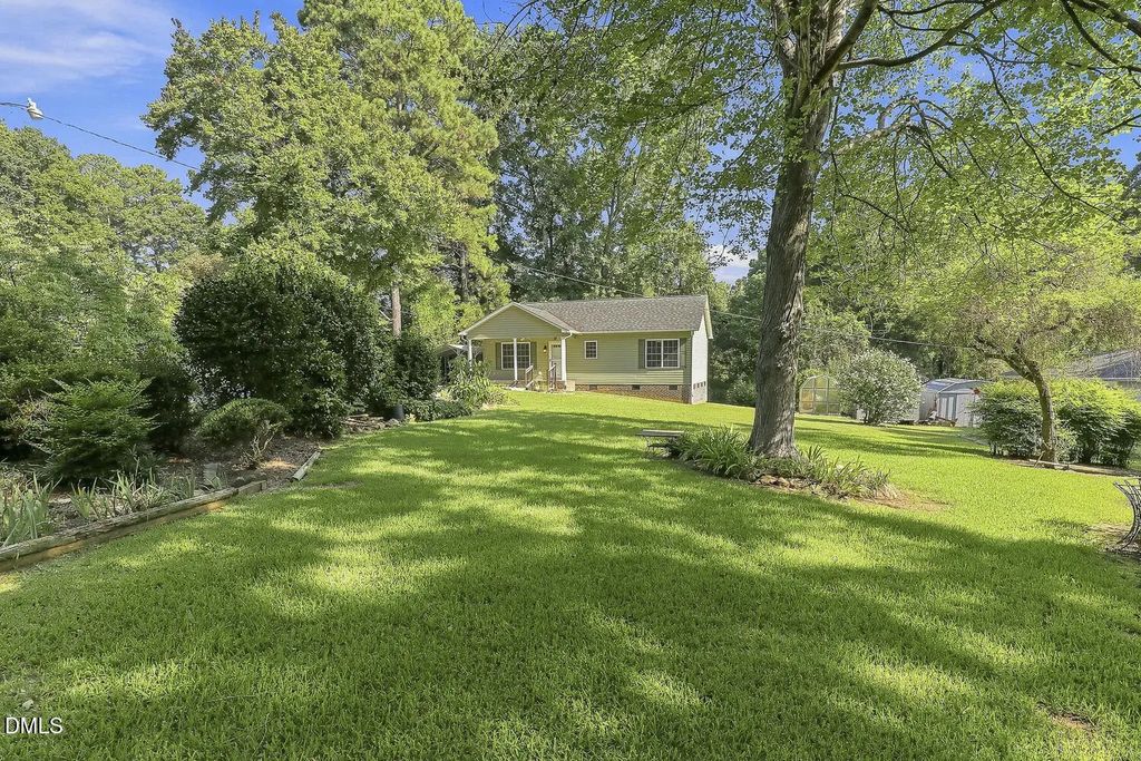 3728 Air Park Road, Fuquay Varina