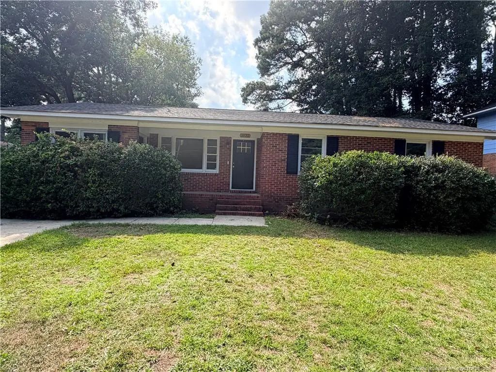 1932 Ashton Road, Fayetteville