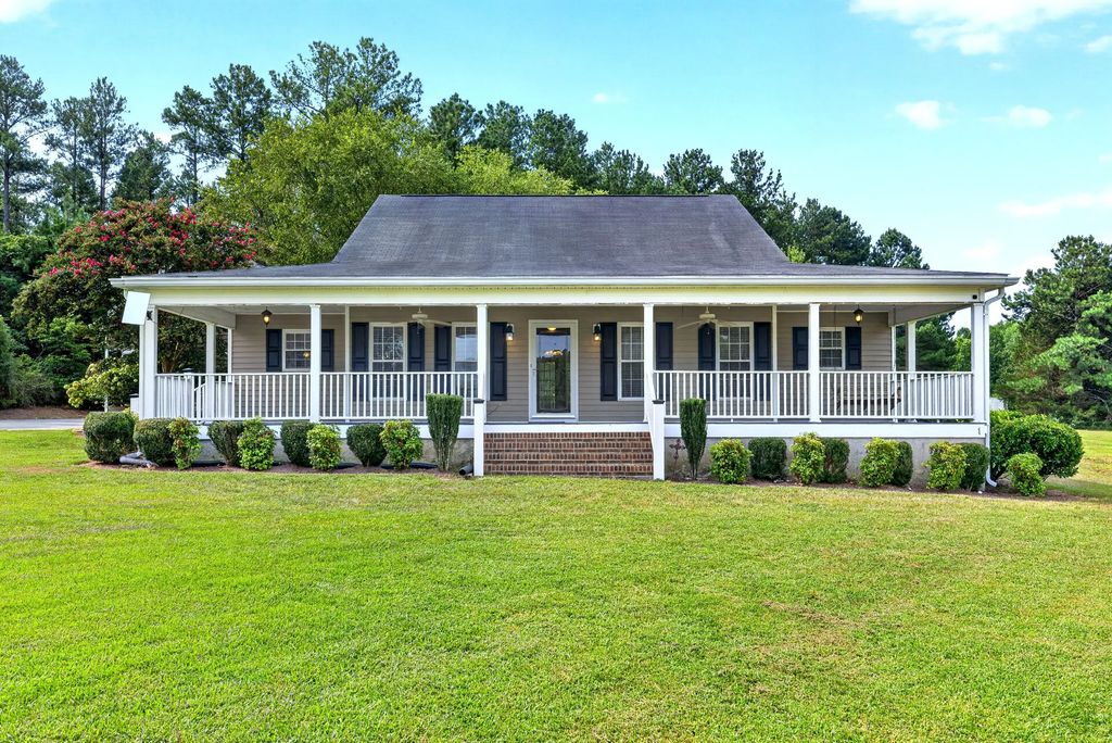 102 Bartholomew Road, Louisburg