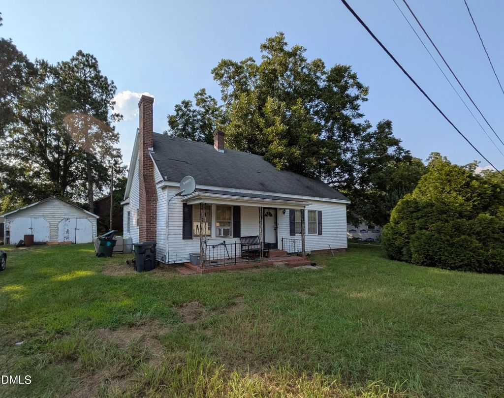106 1st Street, Erwin
