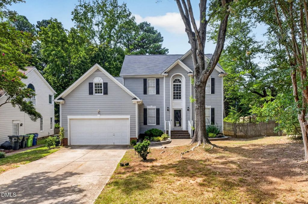 9041 Tenderfoot Trail, Raleigh