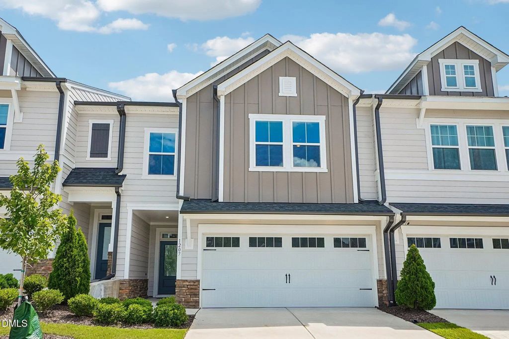 1207 Canary Pepper Drive, Durham