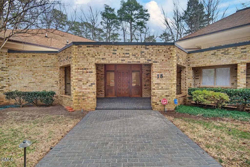 18 Appleton Place, Durham