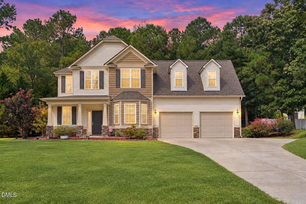 138 Tramway Circle, Angier