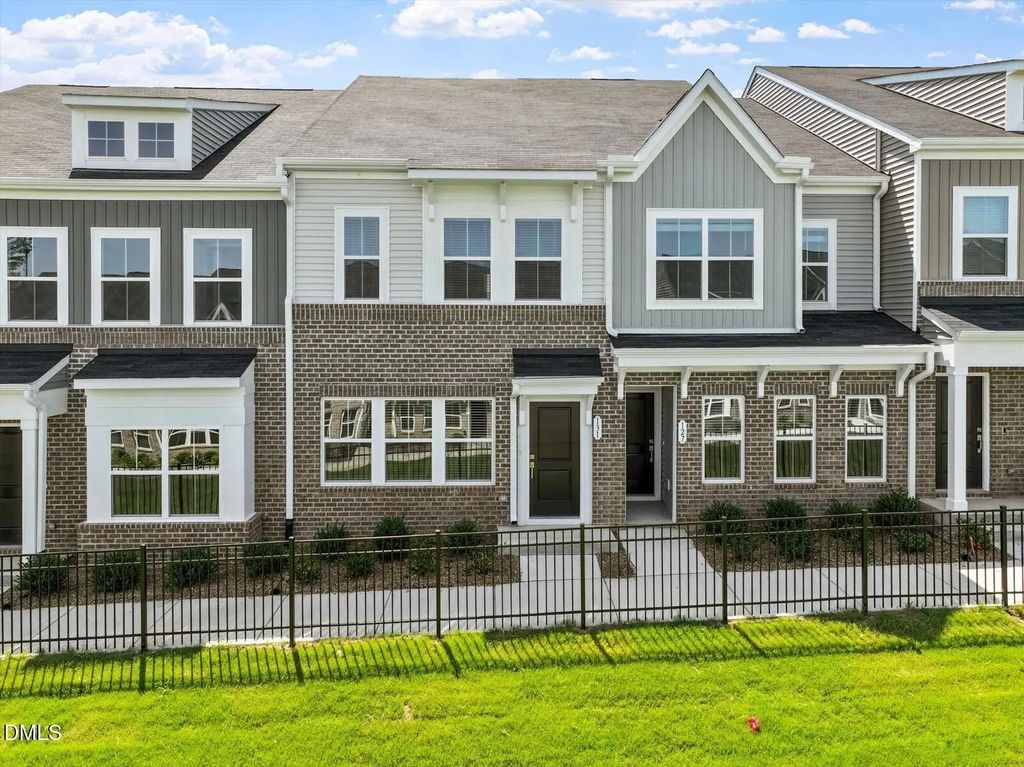 131 Flowering Maple Way 278, Garner