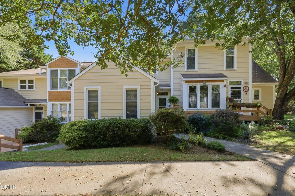 101 Thomas Lane, Carrboro