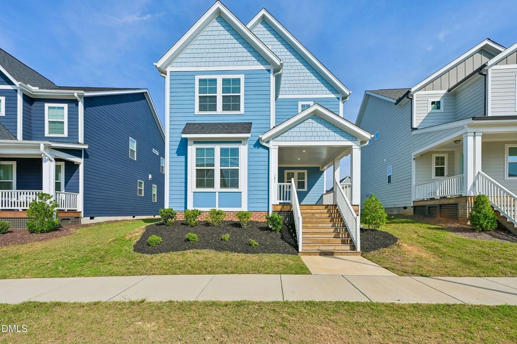 121 Broadwater Drive, Wake Forest