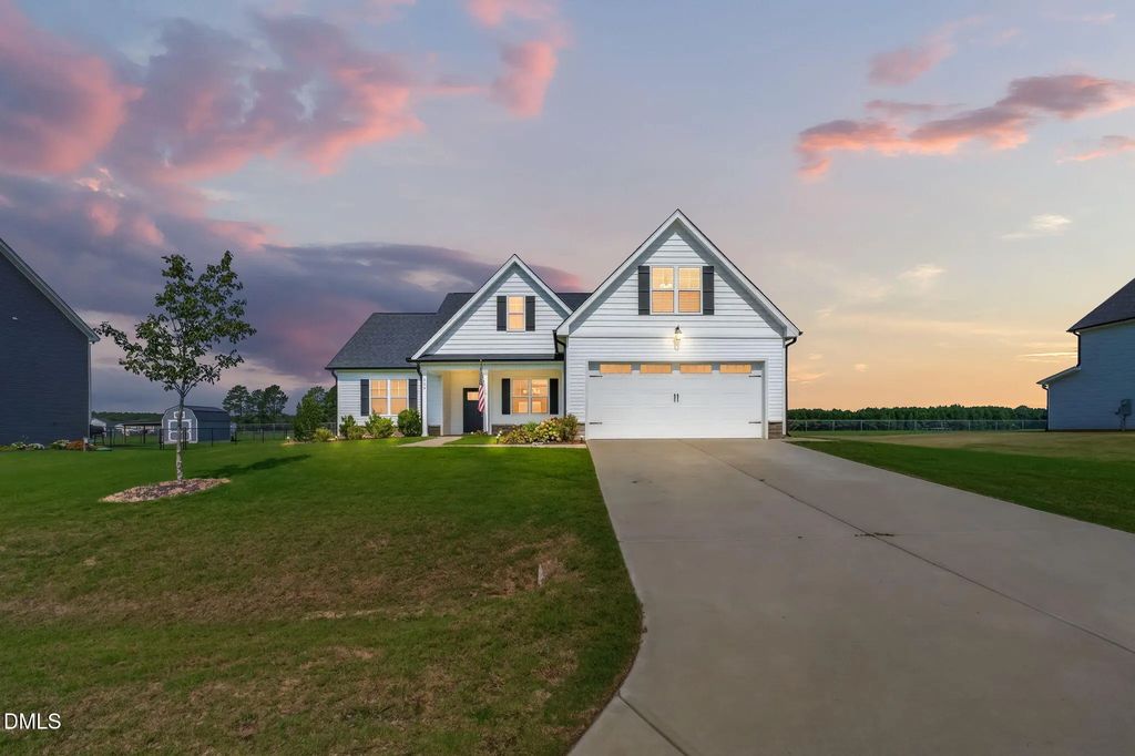 203 Tuscany Circle, Princeton