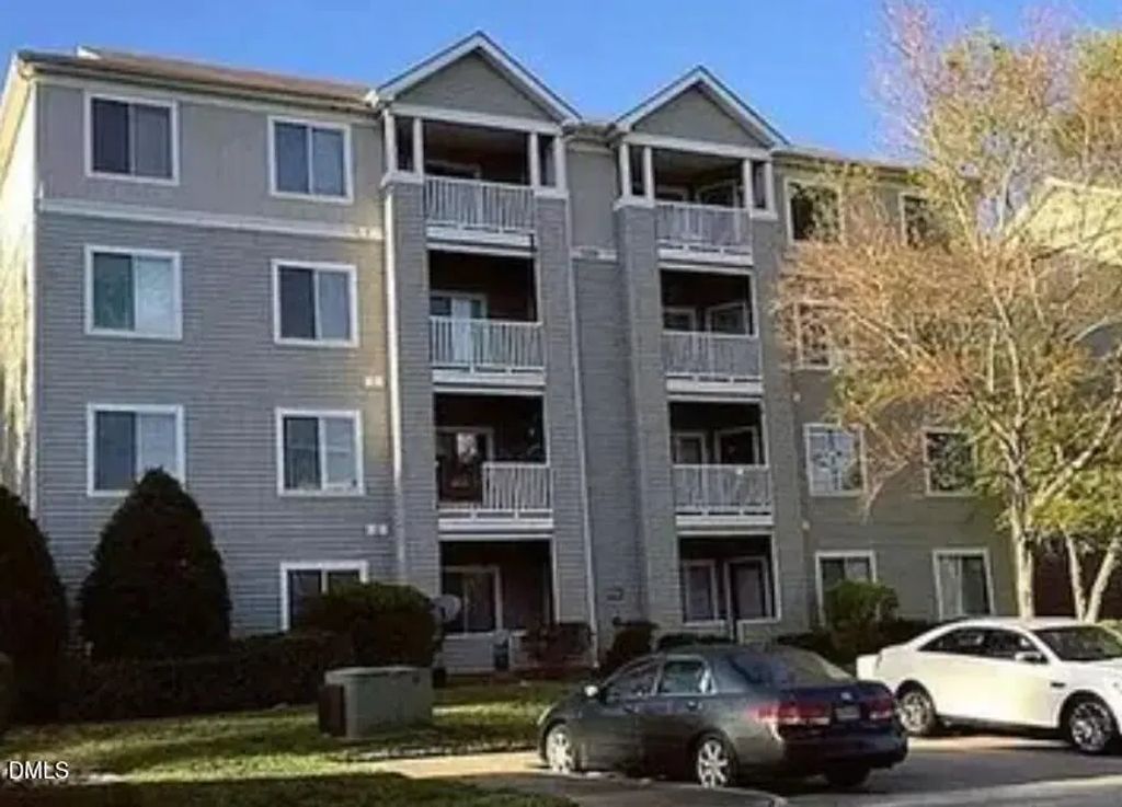 1220 University Court, Raleigh