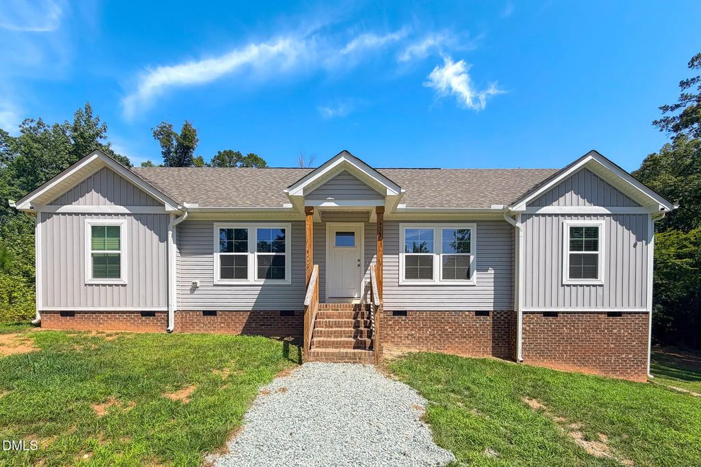 153 Sabins Estates Drive, Rougemont