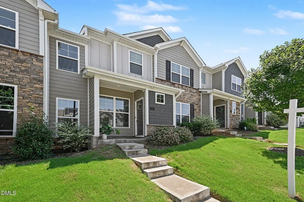 904 James J Freeland Memorial Drive, Hillsborough
