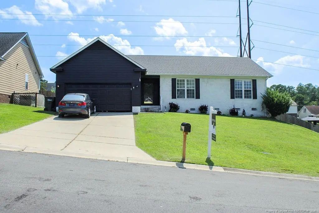 512 Ashdown Place, Fayetteville