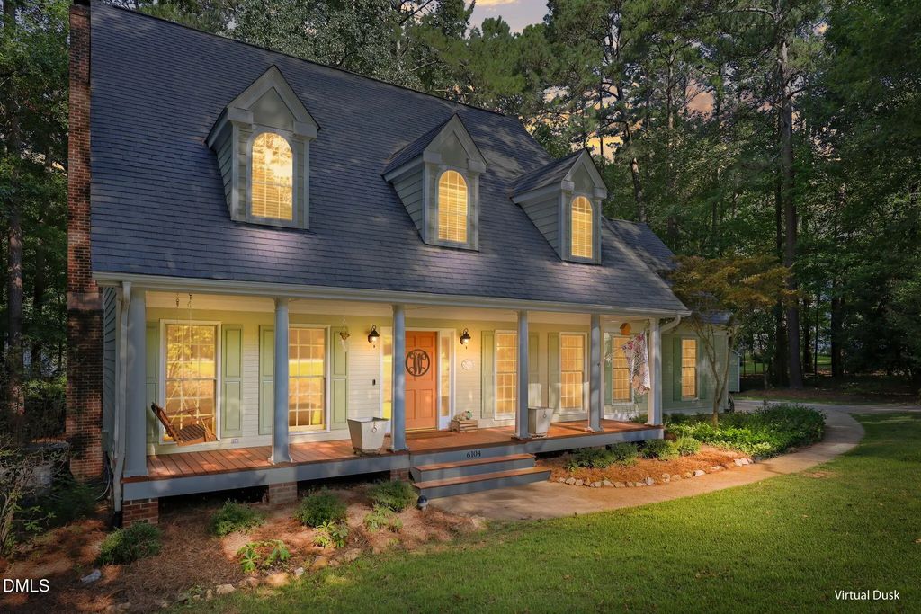 6104 King Croydon Court, Raleigh