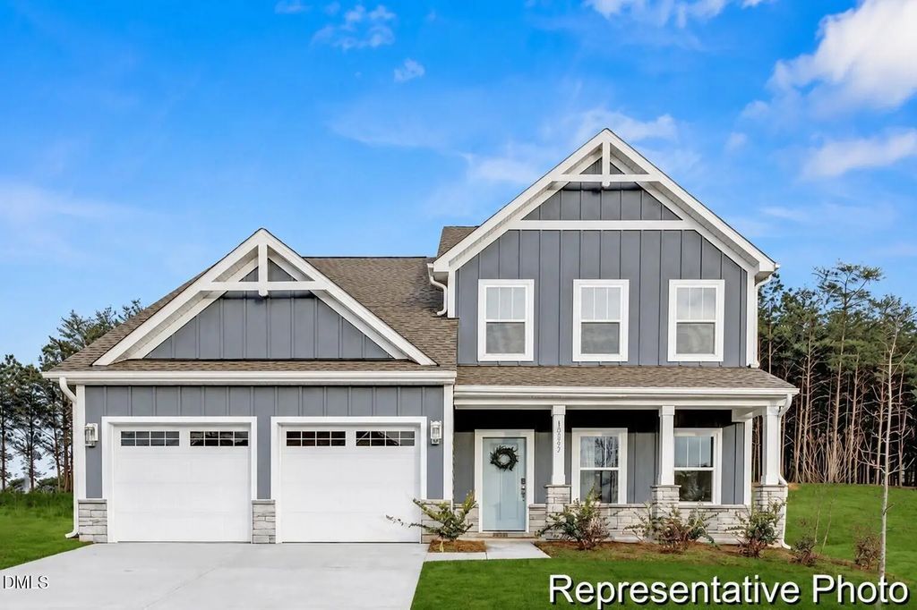 34 Hawks View Point 390, Pittsboro