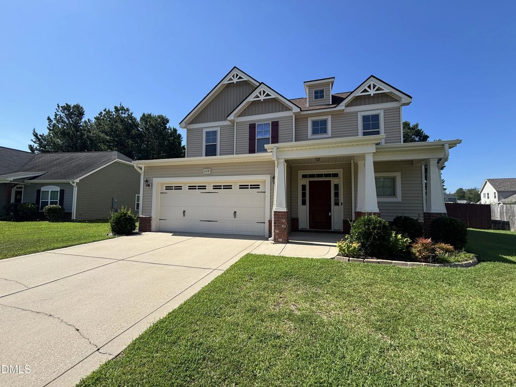438 Roanoke Drive, Raeford