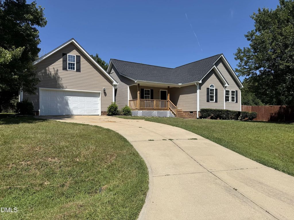 101 Langston Ridge Drive, Angier