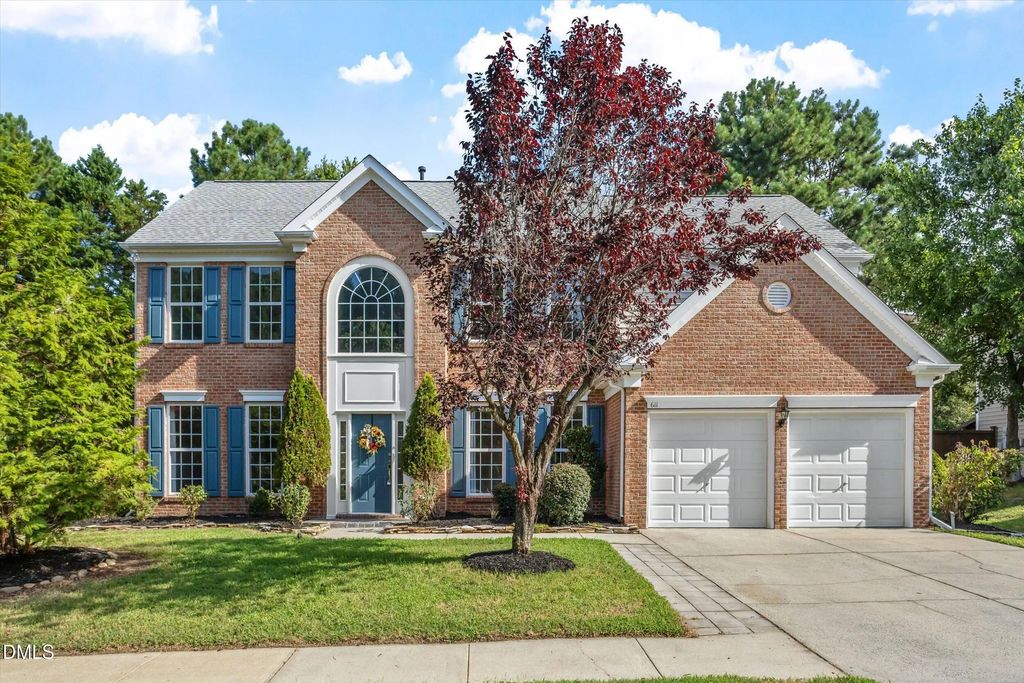 611 Sherwood Forest Place, Cary
