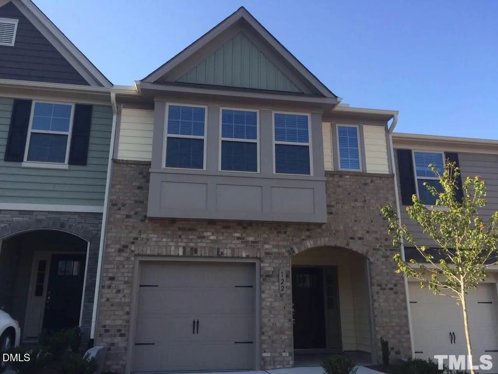 122 Phantom Lane, Durham