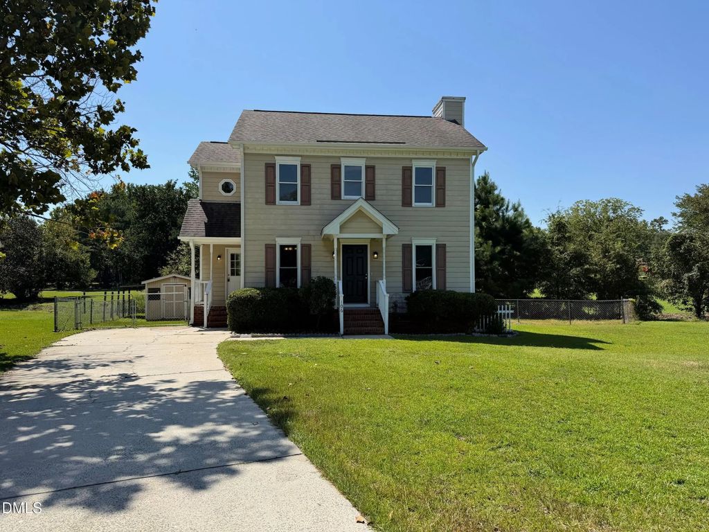 106 Deblyn Court, Pine Level