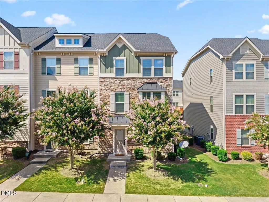 2020 Old Chapman Drive, Apex