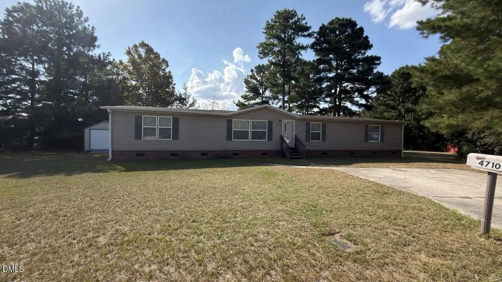 4710 Tippit Trail, Fayetteville