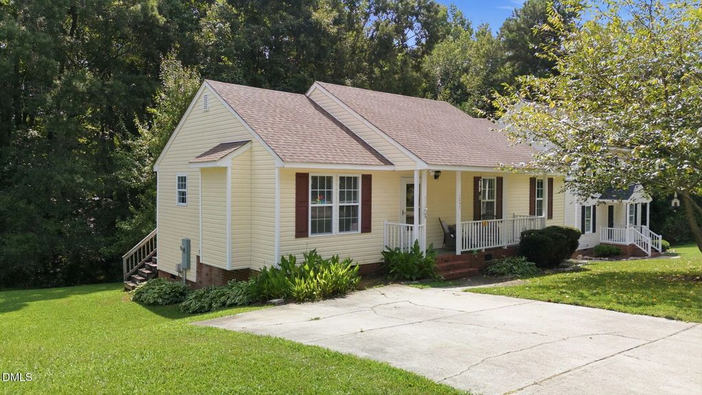 1037 Laurel Leaf Road, Zebulon