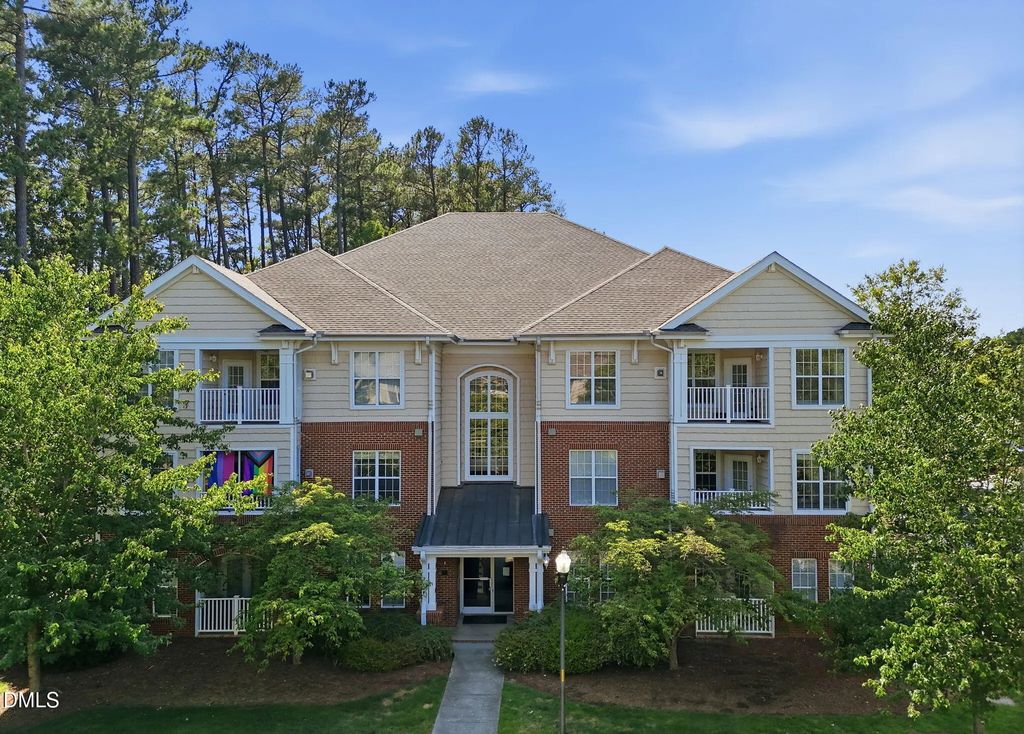 512 Ives Court, Chapel Hill