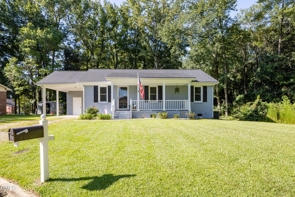1307 W Pearsall Street, Dunn