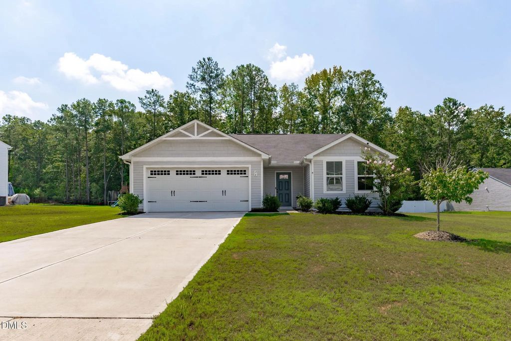 36 Hunting Wood Drive, Angier