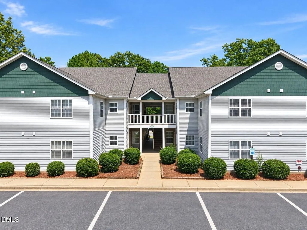 1305 Kent Road, Raleigh