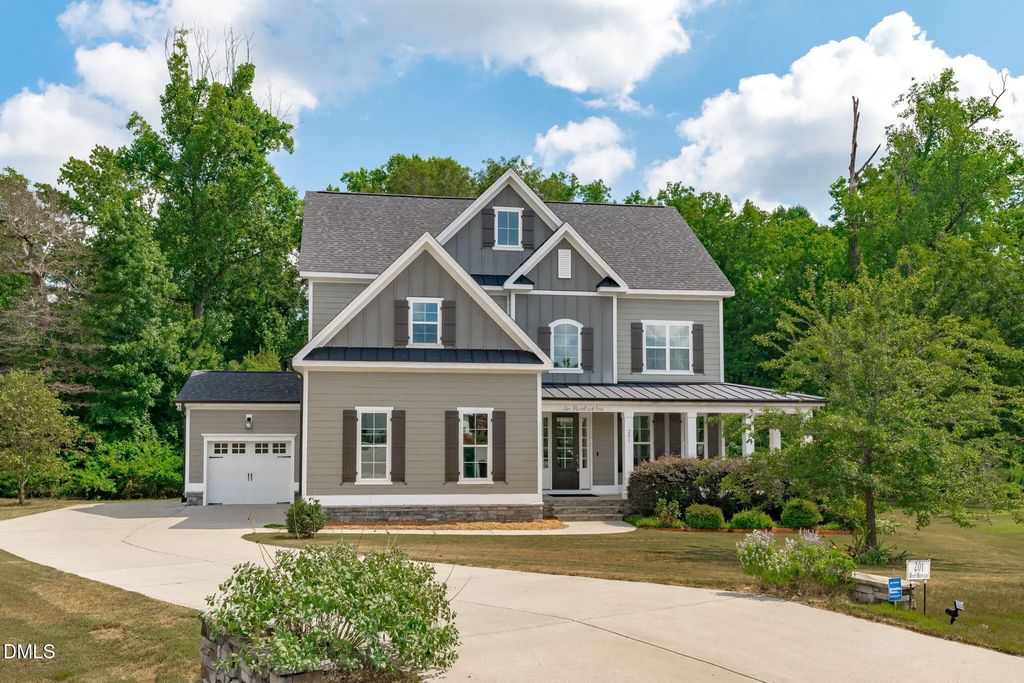201 Misty Moonlight Drive, Willow Springs