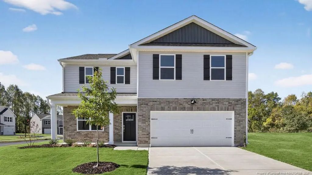 129 Discovery Way, Spring Lake