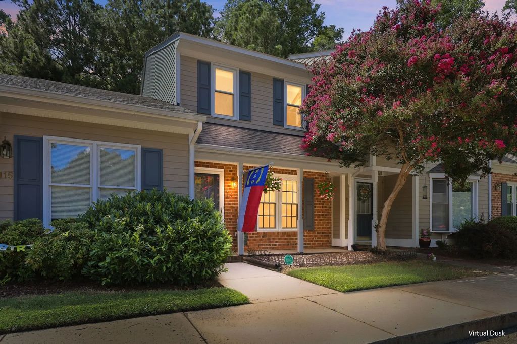114 Forest Oaks Drive, Durham