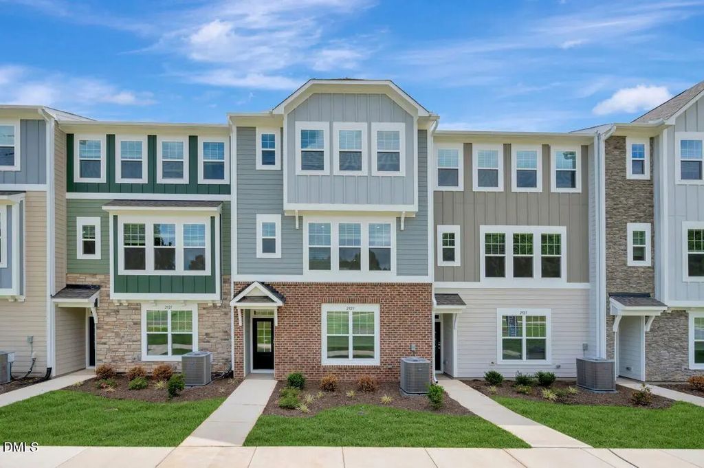 2923 Richardson Road, Apex
