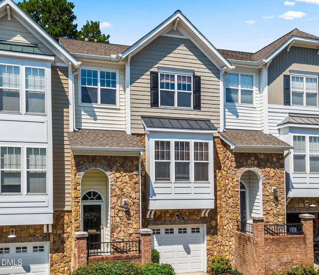 5831 Cameo Glass Way, Raleigh