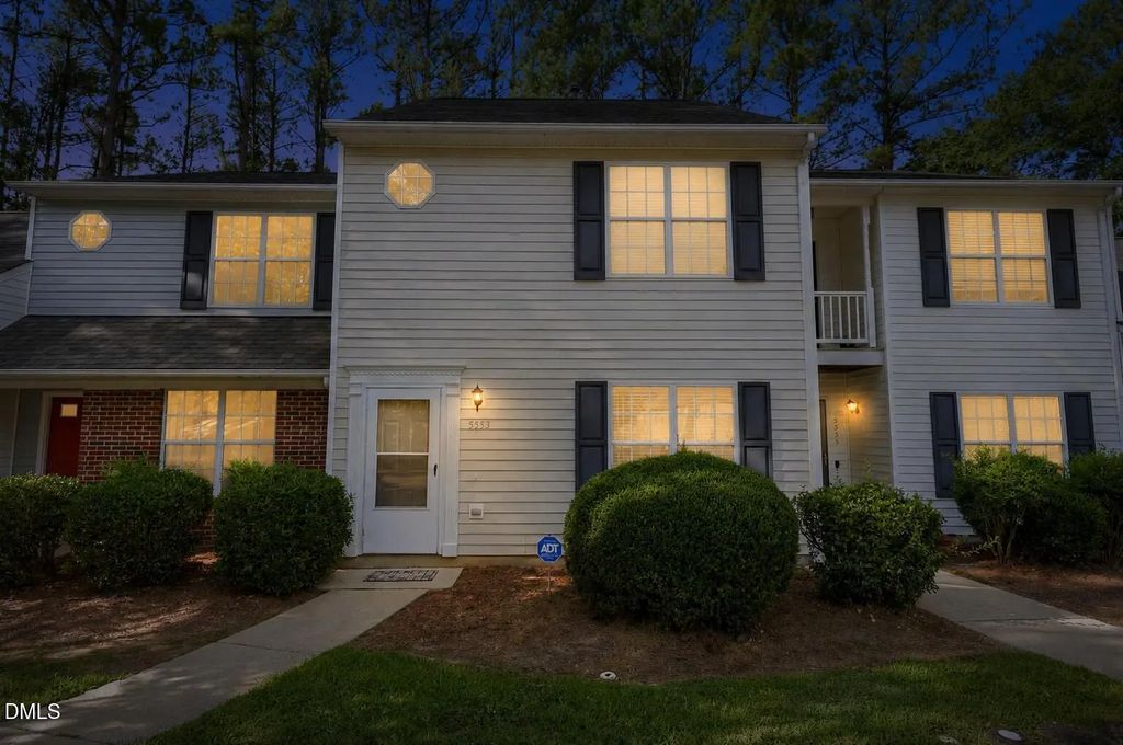 5553 Fieldcross Court, Raleigh