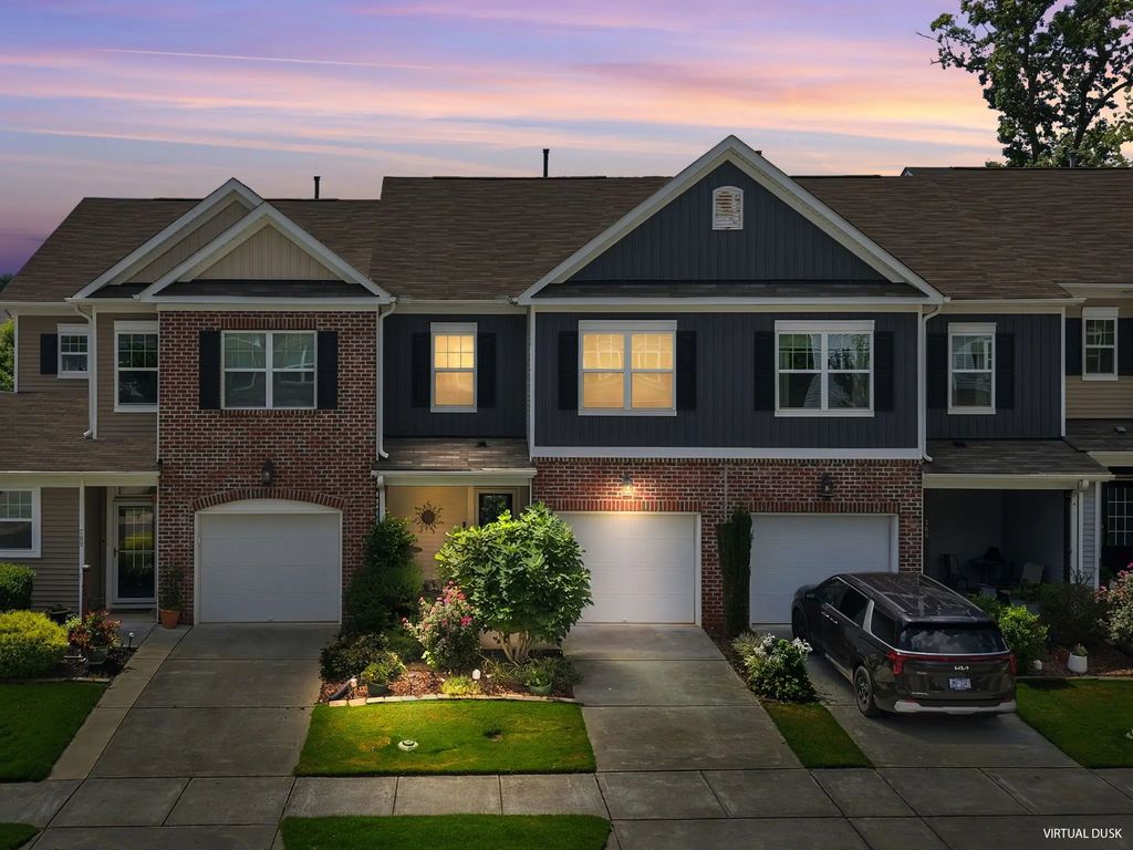 764 Great Eno Path, Hillsborough